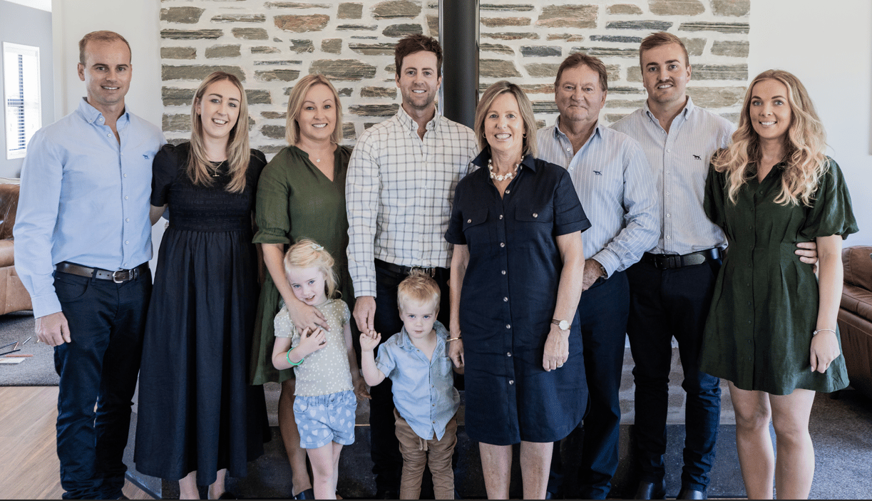 Today Homes - Family Picture