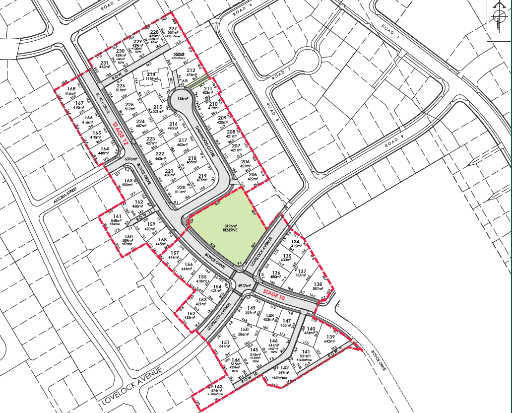Spacious Family Living with Two Lounges in Broadfield Grange 4